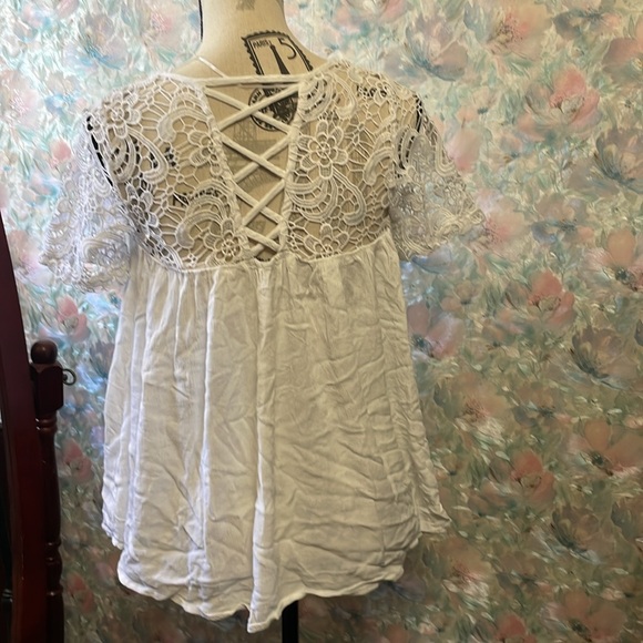 Lace Front Top size XSmall - Picture 3 of 5